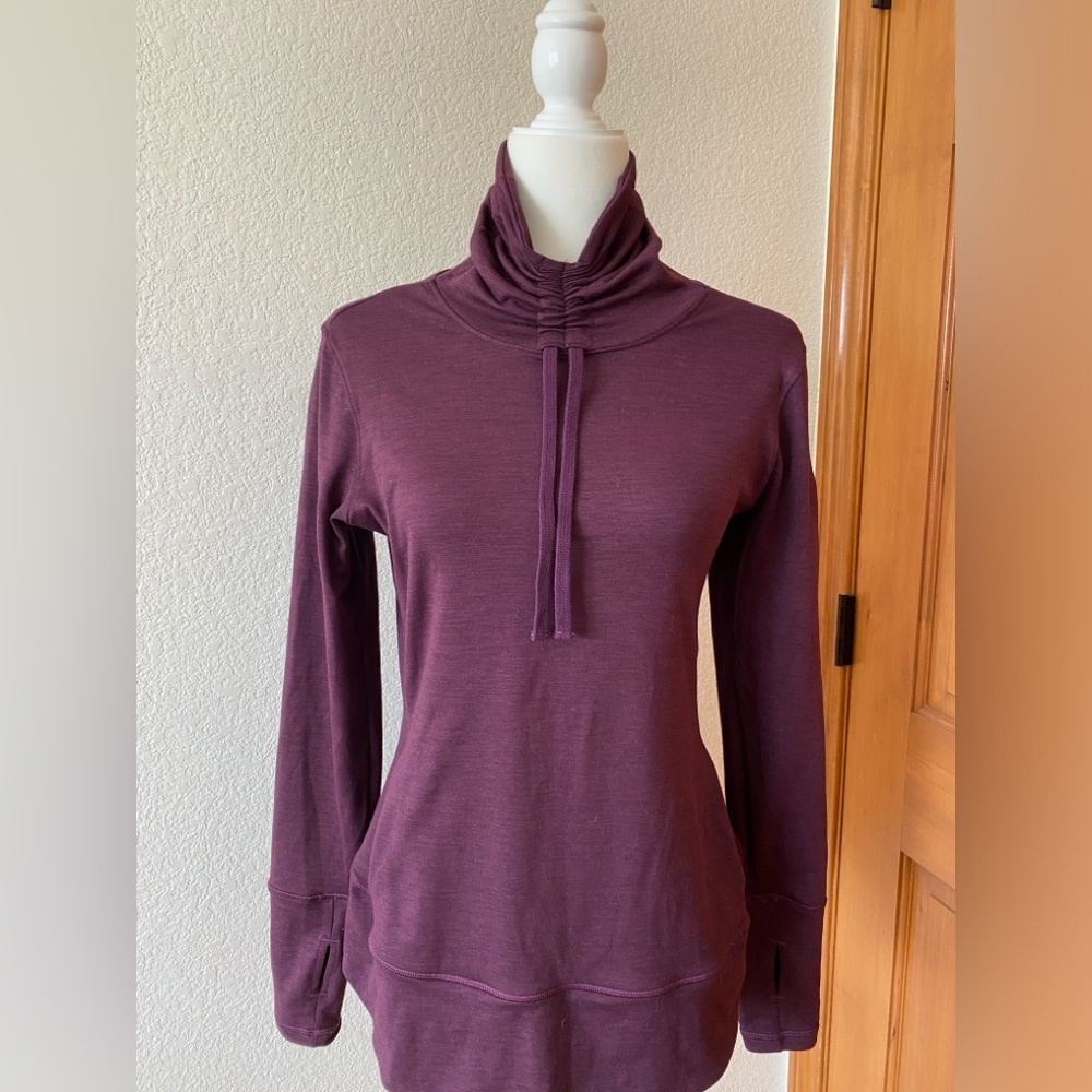 CALIA by Carrie Underwood Women’s Hoodie - Medium